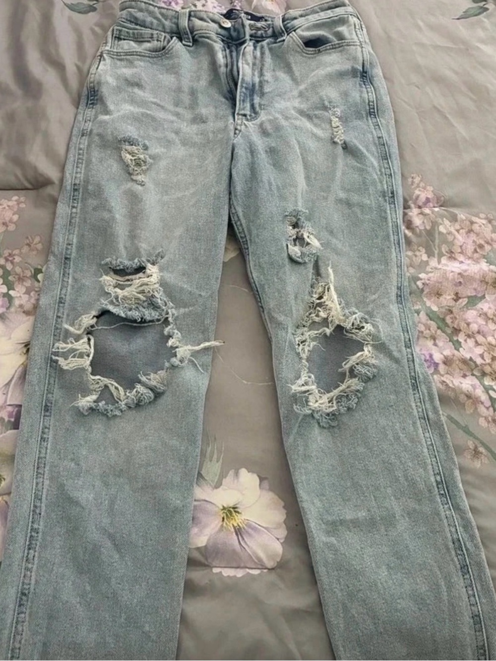 Hollister Light Blue Distressed Straight-Leg Jeans